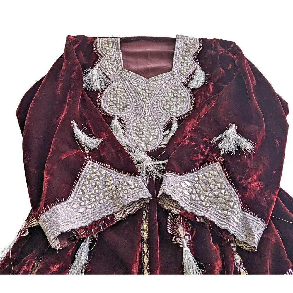 Turkish/Afghani Bindalli Kaftan Wedding Dress -  Embroidered Velvet & Silver M/L - Picture 6 of 8